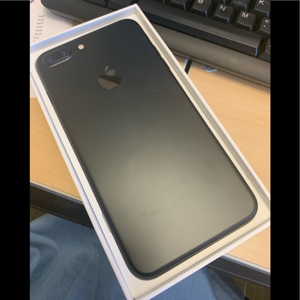 iPhone 7s plus